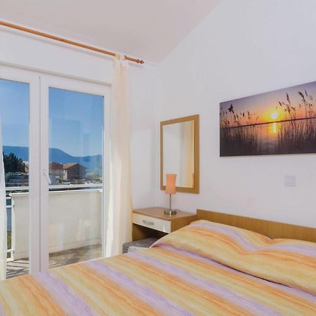 Nice Apartment In Blace With Wifi 외부 사진