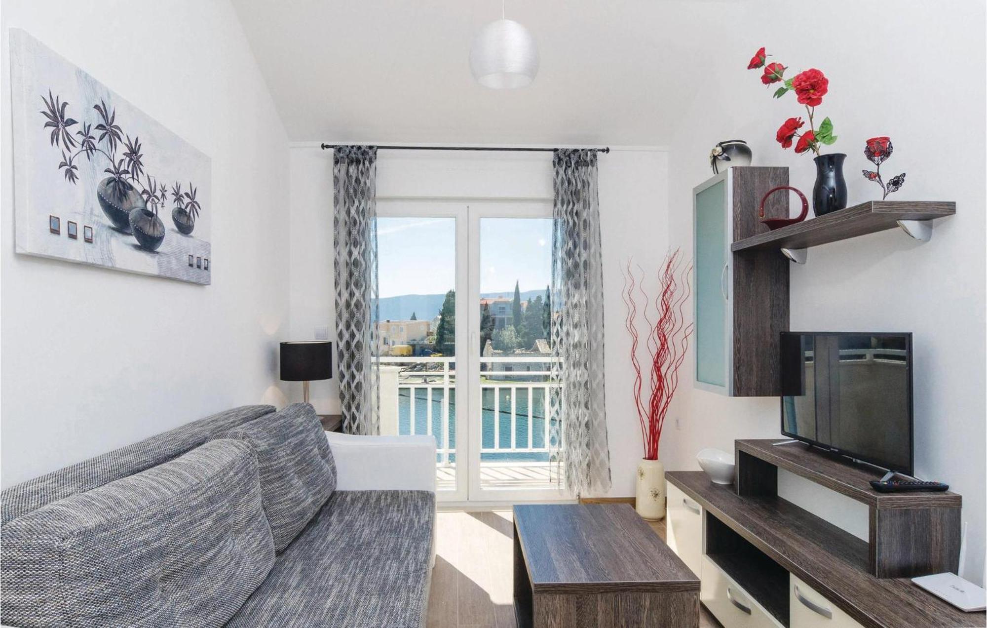Nice Apartment In Blace With Wifi 외부 사진